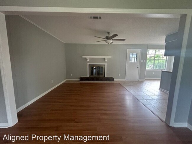 Building Photo - 3 br, 2 bath House - 17 Valerie Court