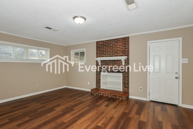 Building Photo - 5070 Quince Rd