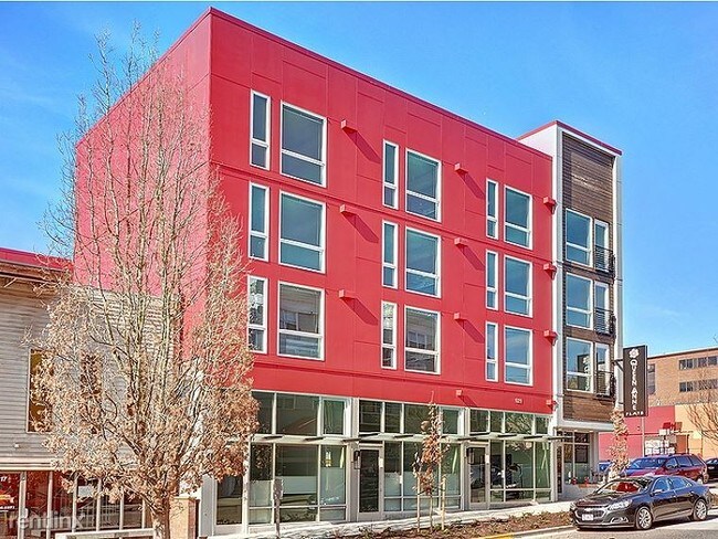 Building Photo - 521 2nd Ave
