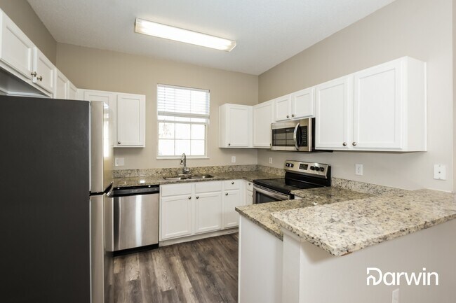 Building Photo - 518 Idlewild Ave, Eustis, FL 32726