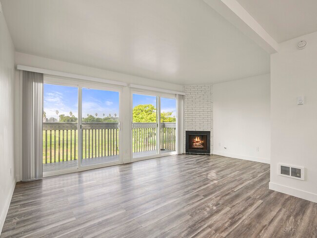 Foto del edificio - 6374 Caminito Salado