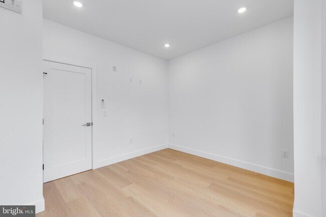 Foto del edificio - 178 W Seymour St