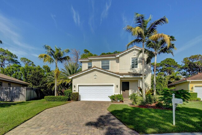 Building Photo - 495 NE Abaca Way