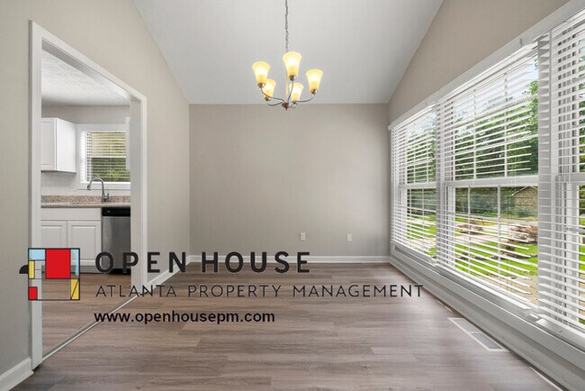 Building Photo - 1237 Laurel Cliff Dr SE, Smyrna