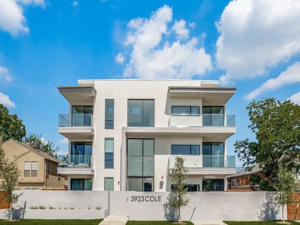Foto principal - 3923 Cole Ave