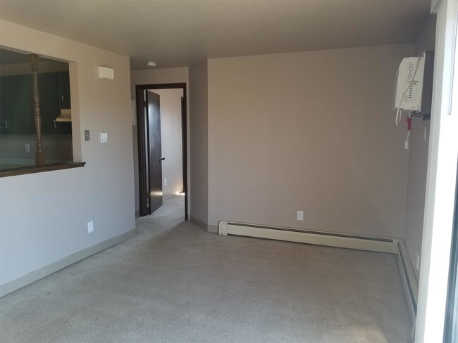 Building Photo - 509 Spinnaker Ln