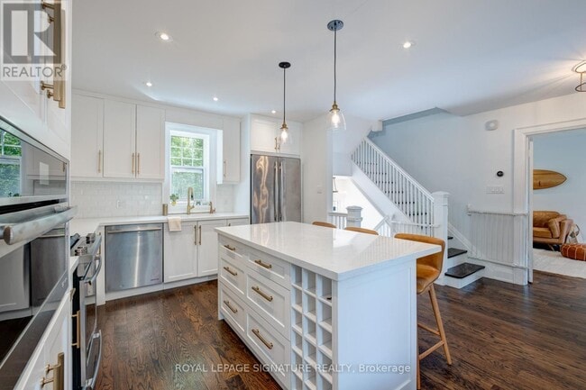 Building Photo - 77 Runnymede Rd