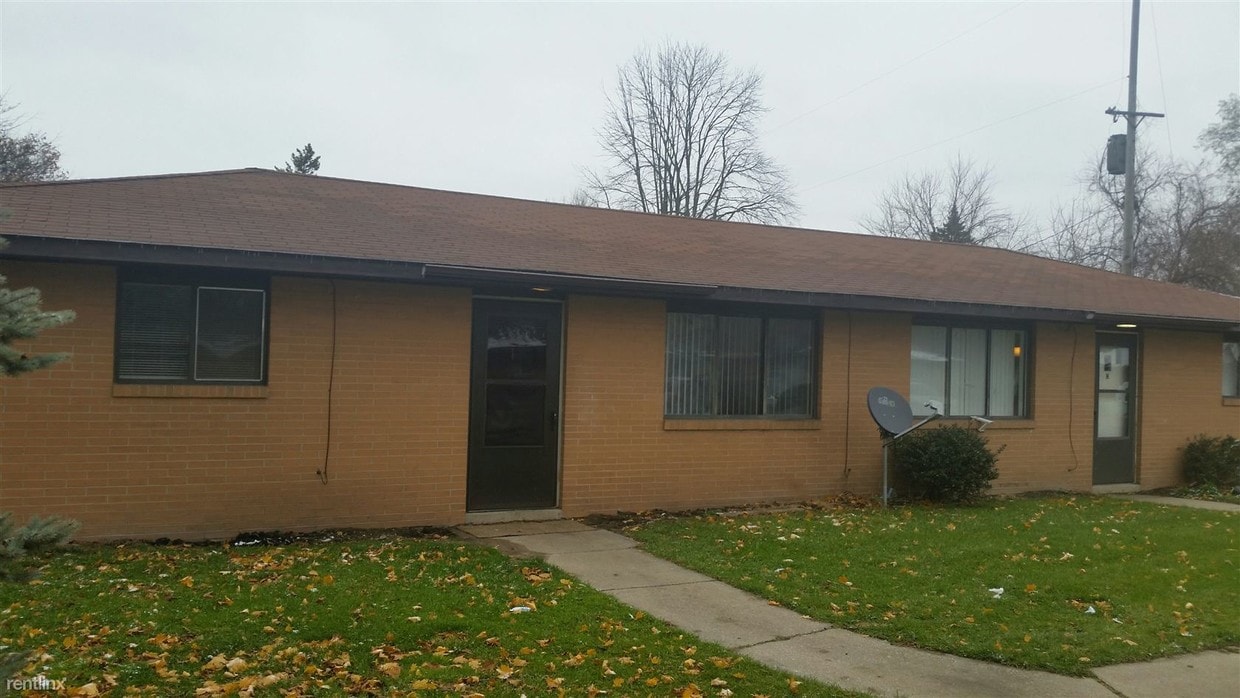 2 br, 1 bath Duplex The Duplexes Duplexes Townhouse for Rent in Midland, MI