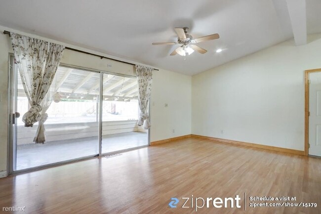 Building Photo - 3 br, 2 bath House - 3156 Wright St, Sacra...