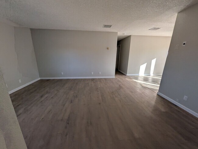 Foto del edificio - Perfect Family Home: 3-Bedroom, 2-Bath Gem