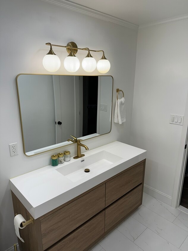 Photo - 4702 Apple Tree Dr (Alexandria, VA)