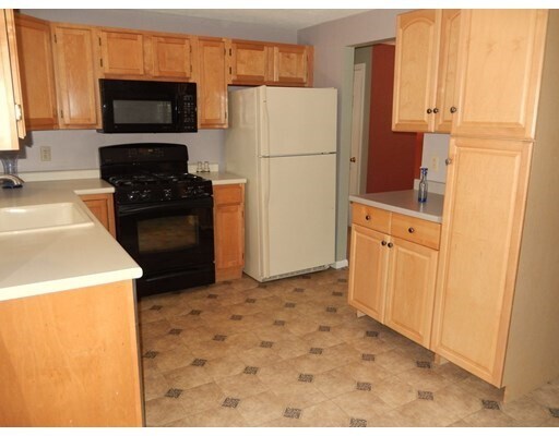 Primary Photo - 305 Club Valley Dr