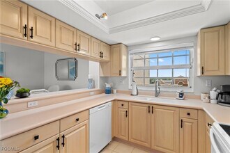 Building Photo - 9577 Gulf Shore Dr