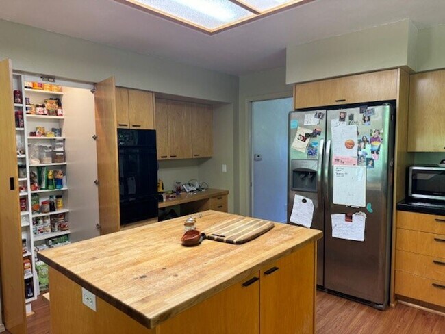 Building Photo - Great Nevada City Home and Neighborhood, S...