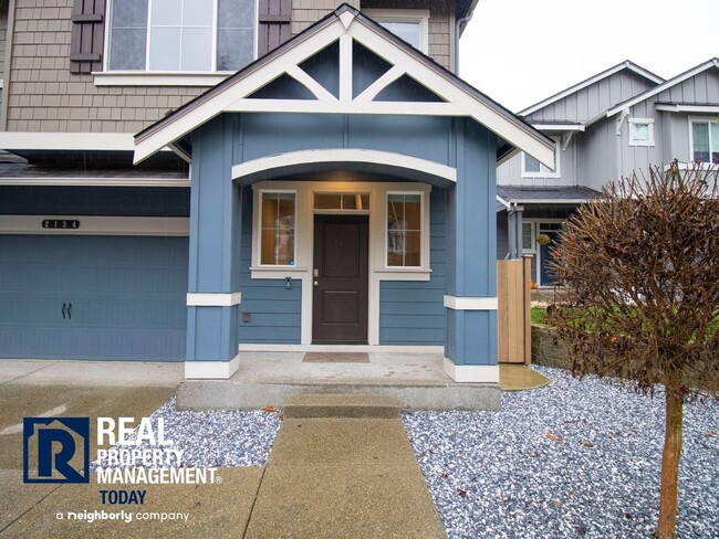 Building Photo - Spacious Modern 5-Bedroom Home with 3-Car ...