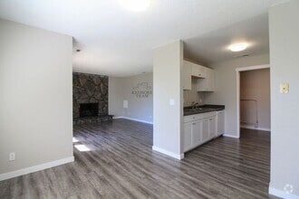 Building Photo - 6809 W Kennewick Ave