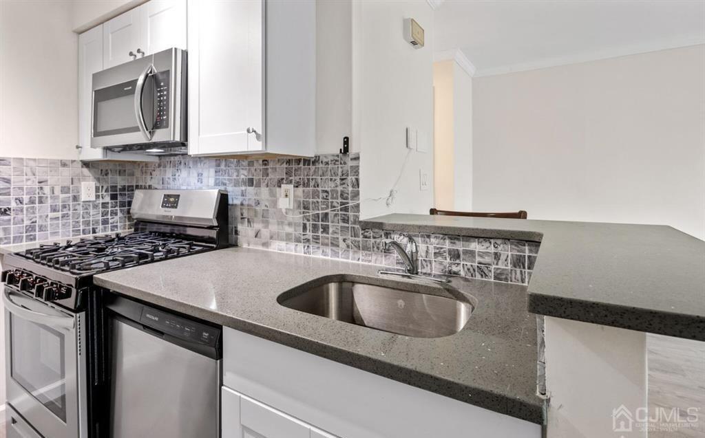 Foto principal - 431 Meade Ct