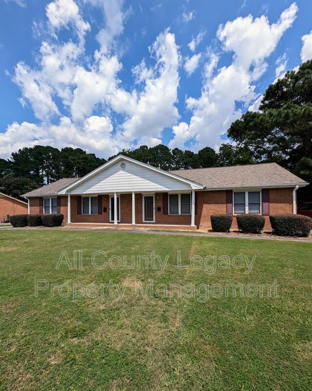 Building Photo - 3132 Dove Ct