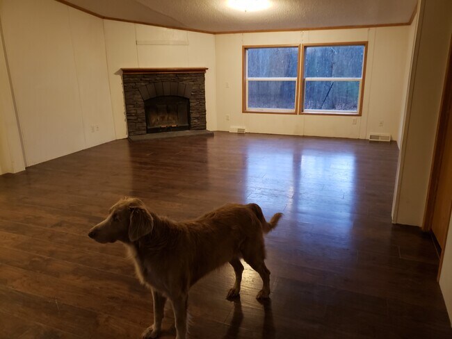 Foto del edificio - 2813 Belfast Rd