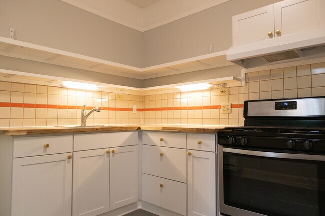 Foto del edificio - 831 NW 16th Ave