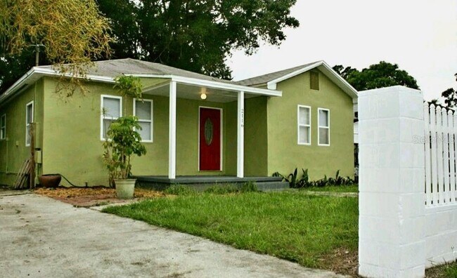 Foto del edificio - 2116 W St Louis St