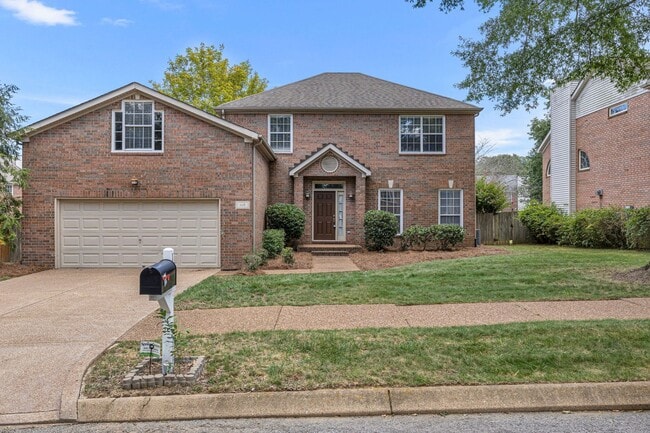 Photo - Spotless home in sought after Fieldstone Farms!