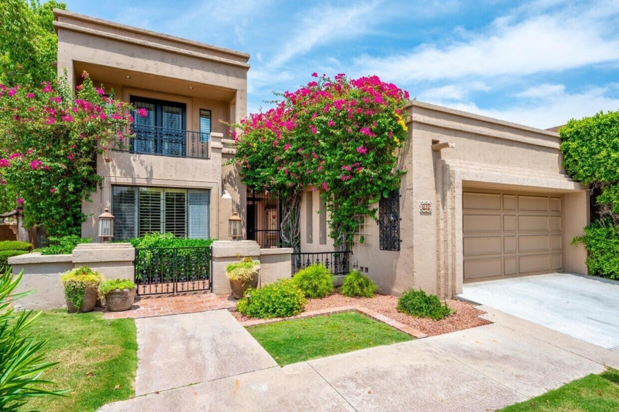 Foto principal - 8526 E Vista Del Lago