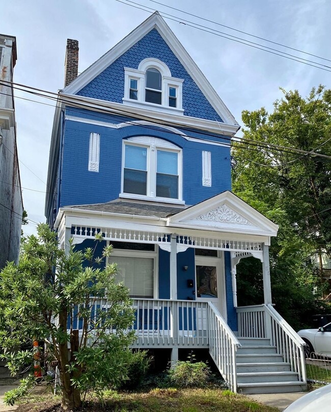 Building Photo - 55 Parker St