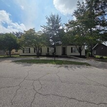 Building Photo - 3526 Highview Ct