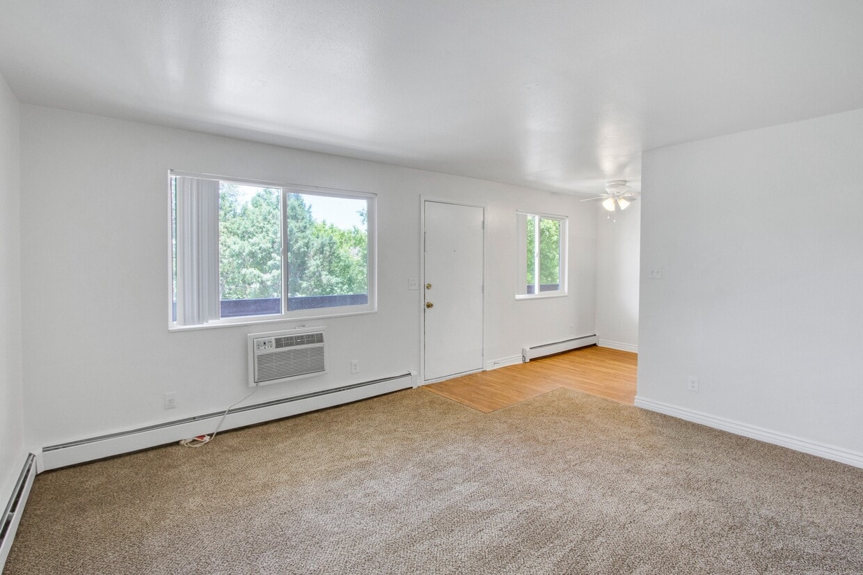 Primary Photo - Aspen Leaf Apartments