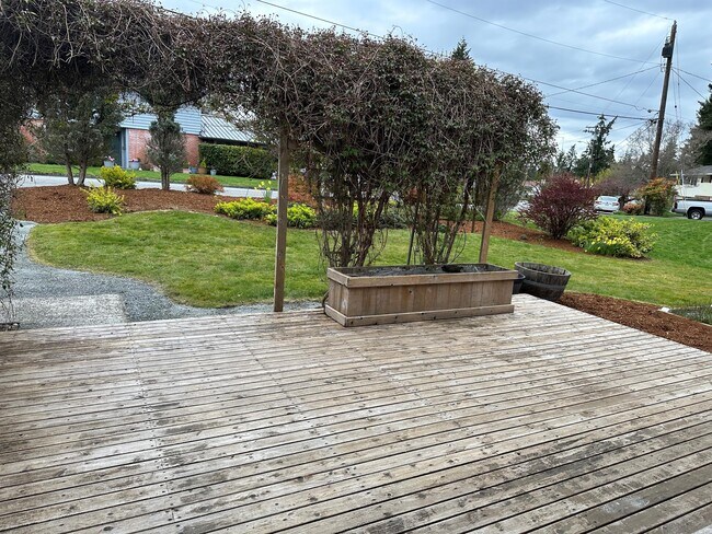 Foto del edificio - 146 160th Pl SE