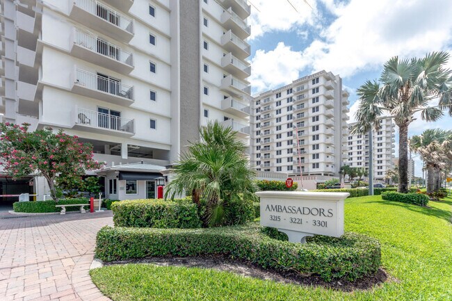Foto del edificio - 3301 S Ocean Blvd