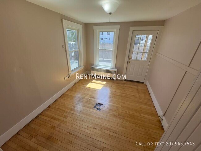 Foto del edificio - 145 Essex St