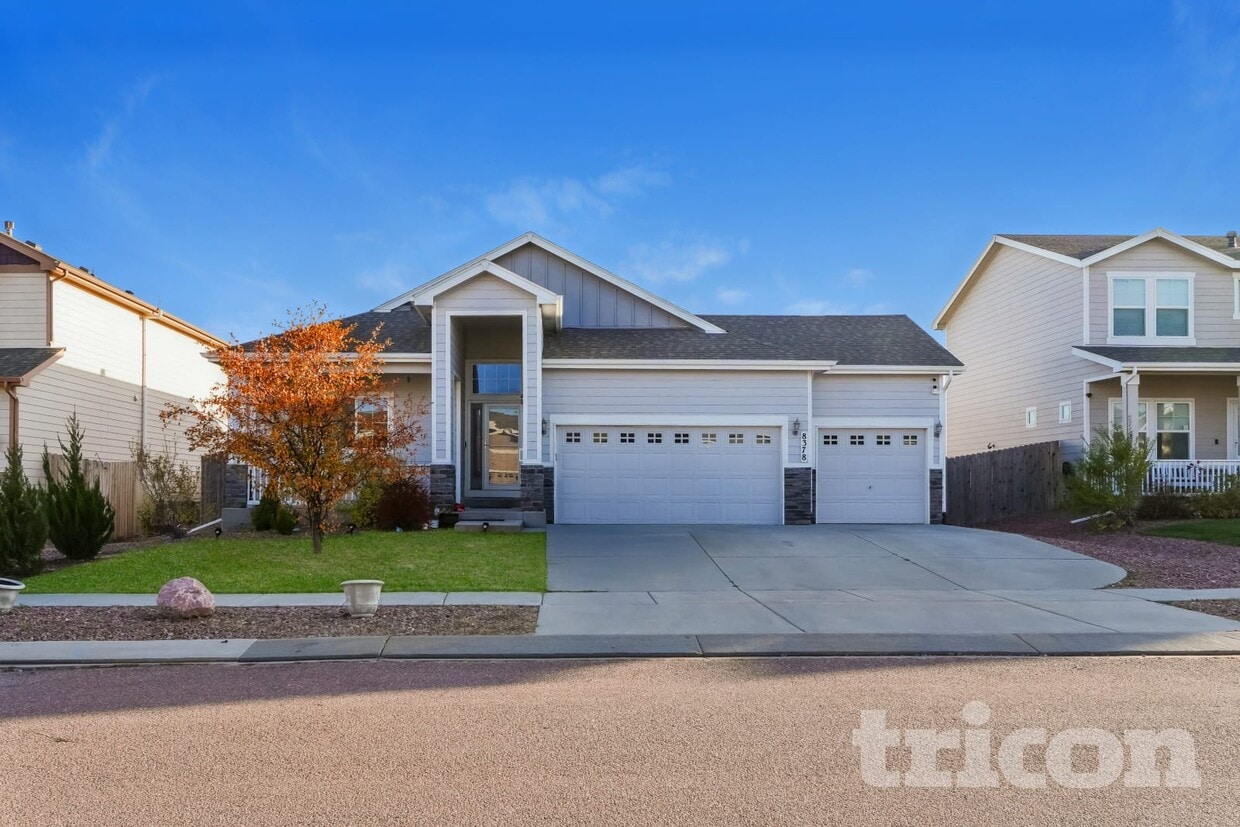 Foto principal - 8378 Hardwood Cir