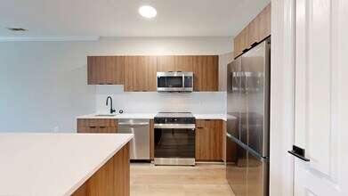 Interior Photo - Signal Hill Apartment Homes