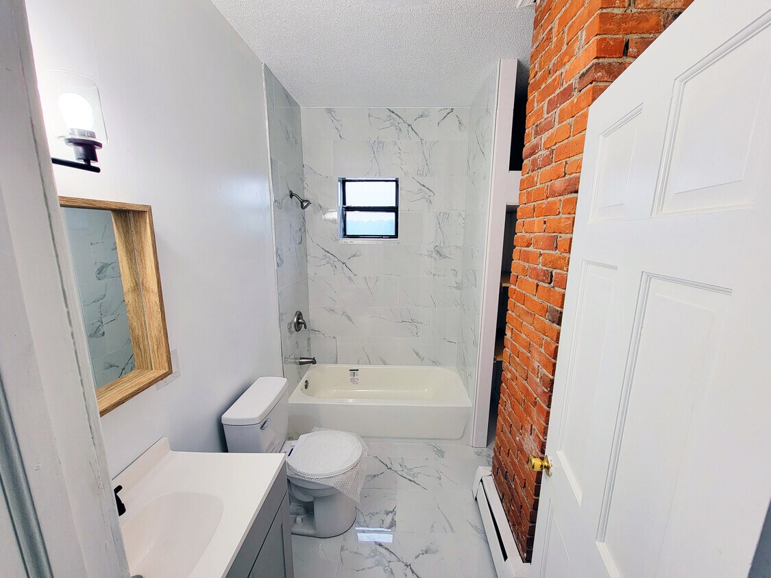 Foto principal - 203 Homestead Ave