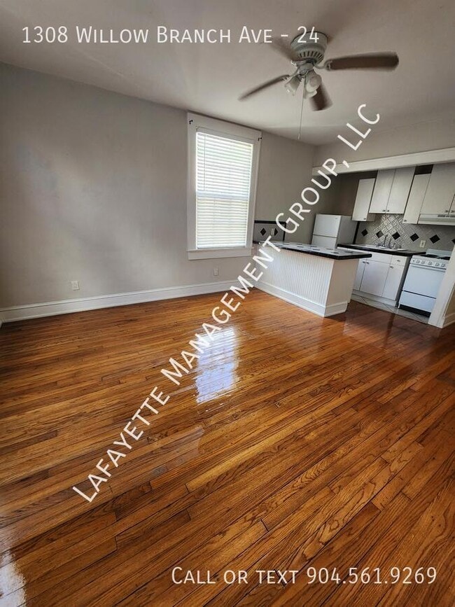 Building Photo - 1308 Willow Branch Ave