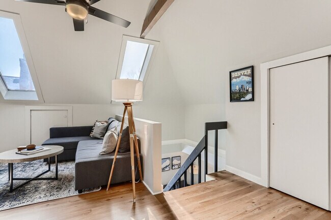 Foto del edificio - 1240 York St