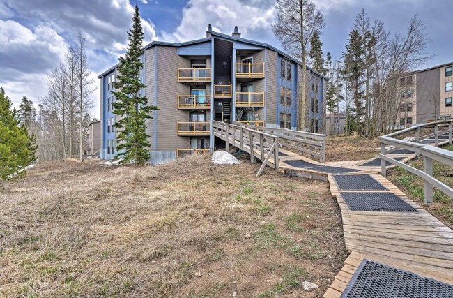 Foto del edificio - 2400 Lodgepole Cir