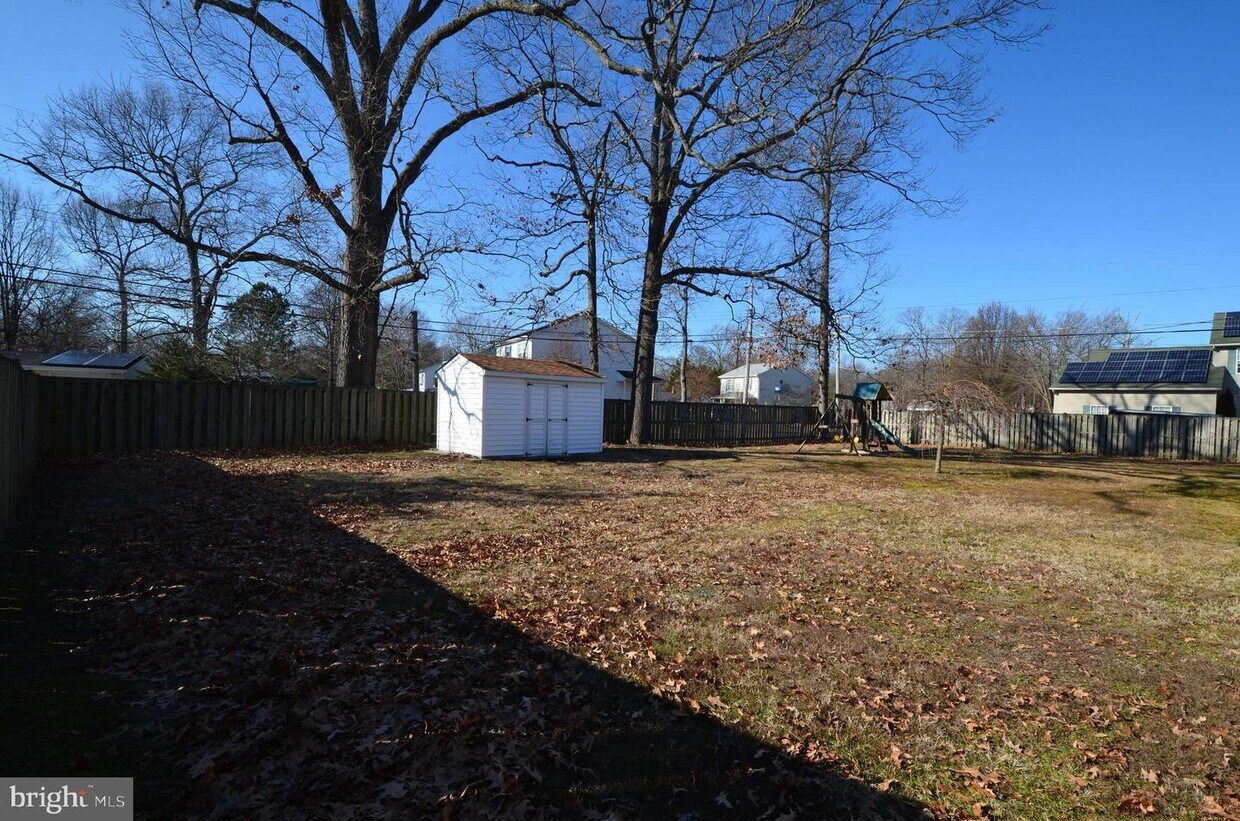 Primary Photo - 6256 Shady Side Rd