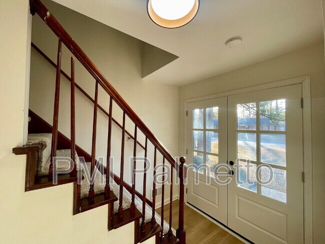 Foto del edificio - 2816 Wales Rd