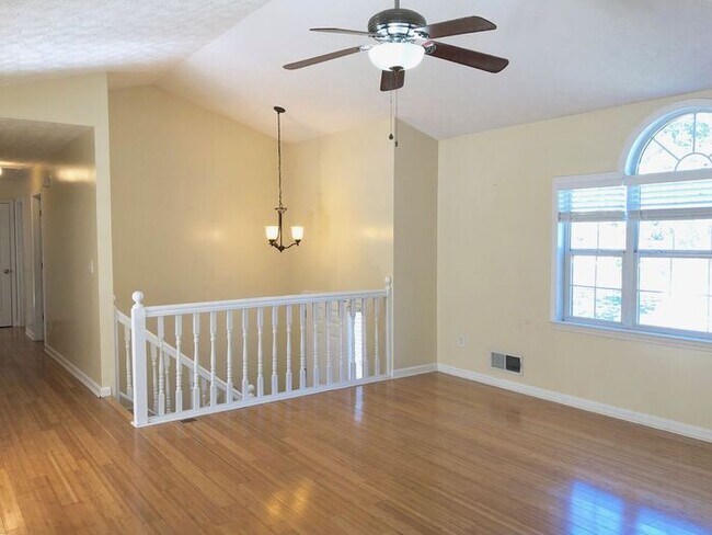 Foto del edificio - 2185 Pair Rd SW