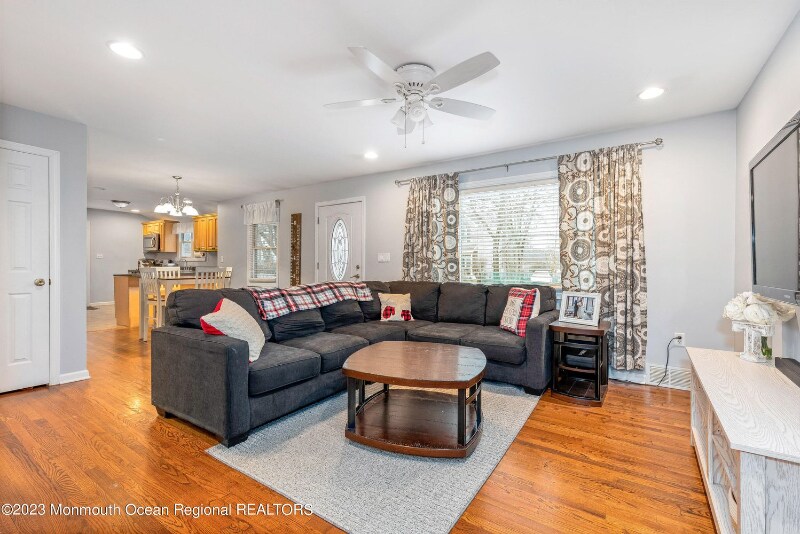 35 Terry Ln, Tinton Falls, NJ 07724 House Rental in Tinton Falls, NJ