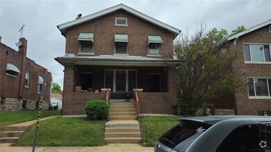 Building Photo - 1049 Veronica Ave