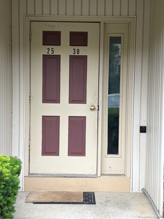 Building Photo - 28 Belair Dr