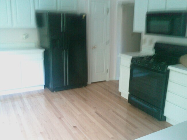 Building Photo - 6124 Weber Oaks Dr