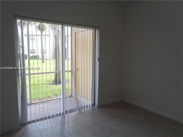 Foto del edificio - 800 Cypress Park Way