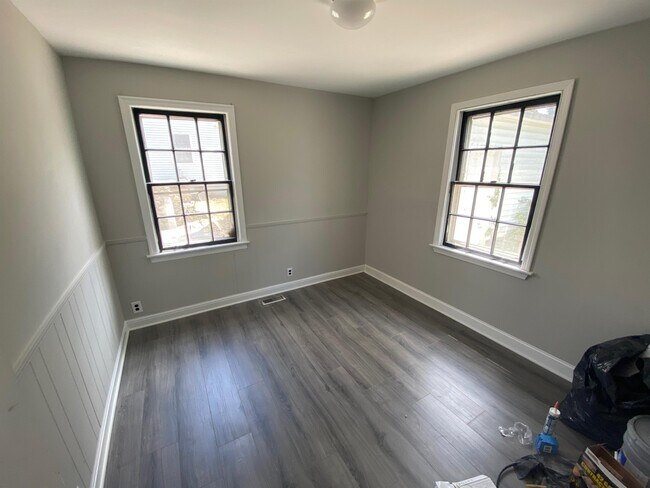 Building Photo - 927 Goodbar Dr