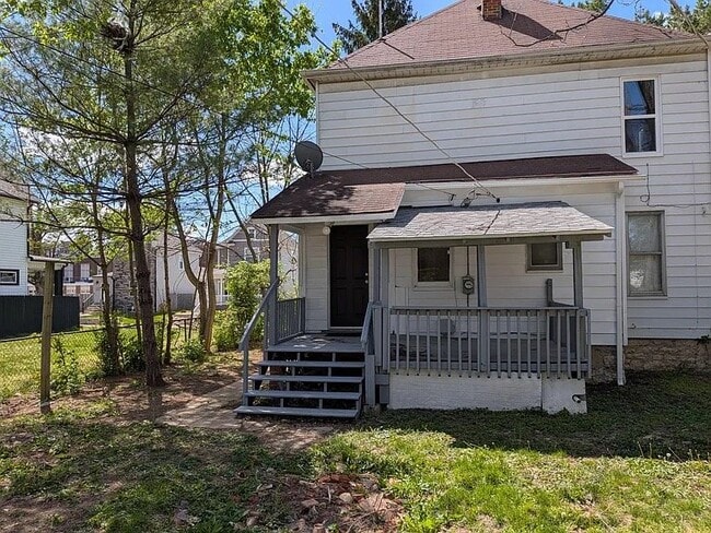 Building Photo - 60 N Harris Ave