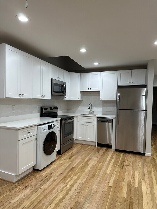 Foto del edificio - 1227 16th St NE